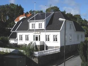 Sandvad 4900 Tvedestrand Odd Fellow Huset i Grimstad. Jørgen Bangs gt. 5, 4876 Grimstad Vår leir hadde leirslagninger her fram til de fikk egen leir.