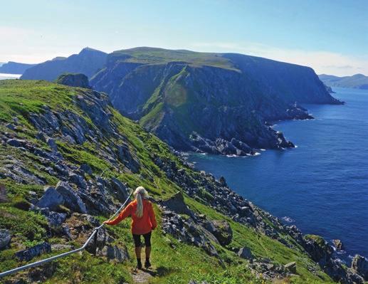 Det bare to kilometer brede Eidet består av sand og er det smaleste stedet for turen «Sørøya på tvers».