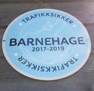 Handlingsplan - Trafikksikker barnehage Trafikkopplæring i barnehagen er viktig for å gi det enkelte barnets ferdigheter, kunnskaper og holdninger som fotgjenger, passasjer, syklist i trafikken og