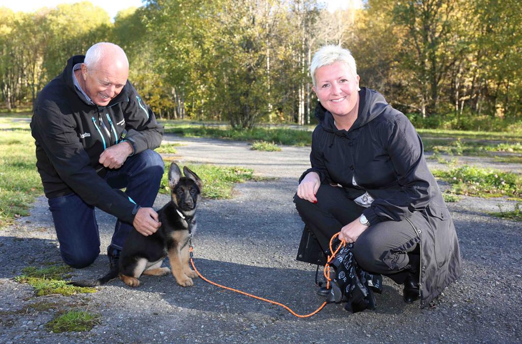 HUNDERUSKEN-STANDS Rusken har hatt totalt fire stands ved fire ulike friområder for hund i Oslo i løpet av høsten 2017.