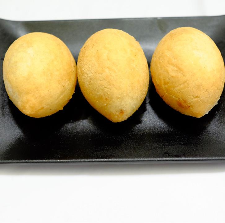 Steamed beef balls with Chinese cabbage.