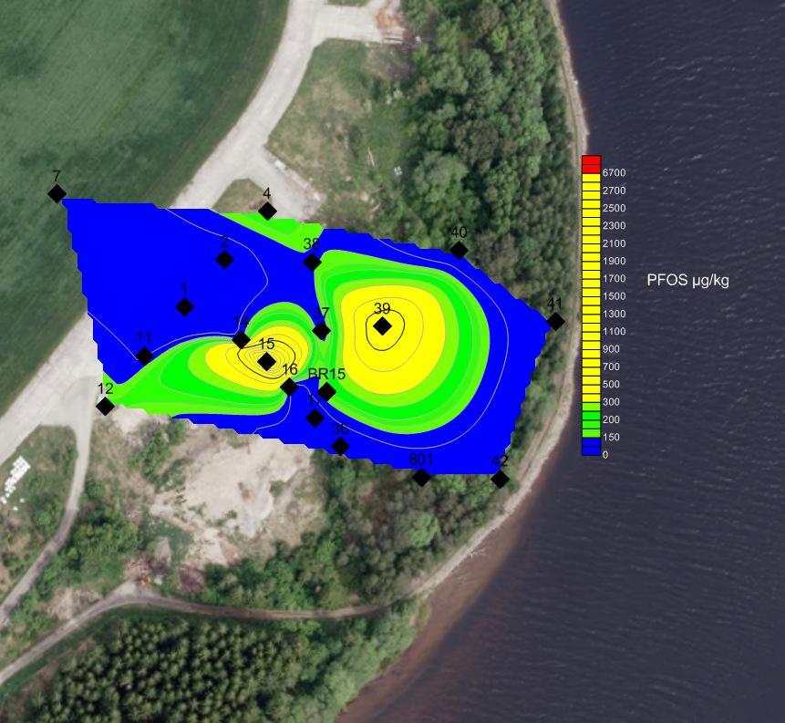 Figur 7-5. Viser interpolert PFOS-konsentrasjon i jord på og rundt BØF-1 basert på gjennomsnittlig PFOSkonsentrasjon i hvert prøvepunkt.