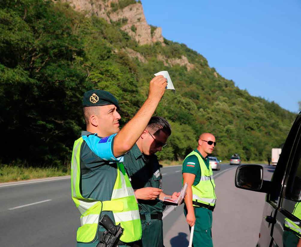 SCHENGEN OG INNVANDRING / 39 EUs regelverk for retur av utlendinger med ulovlig opphold (Returdirektivet) regulerer kun behandlingen av personer som har fått sin sak om asyl eller opphold på annet