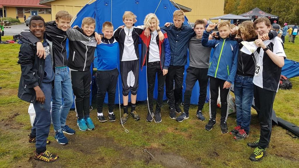 11 gutter fra Melhus hadde det kjempegøy på Östersundtur 2017. Det ble igjen en vellykket tur, hvor vi også hevdet oss sportslig.