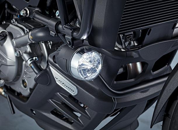 In cooperation with Suzuki and PIAA, these high-performance LED fog lights have been created for a