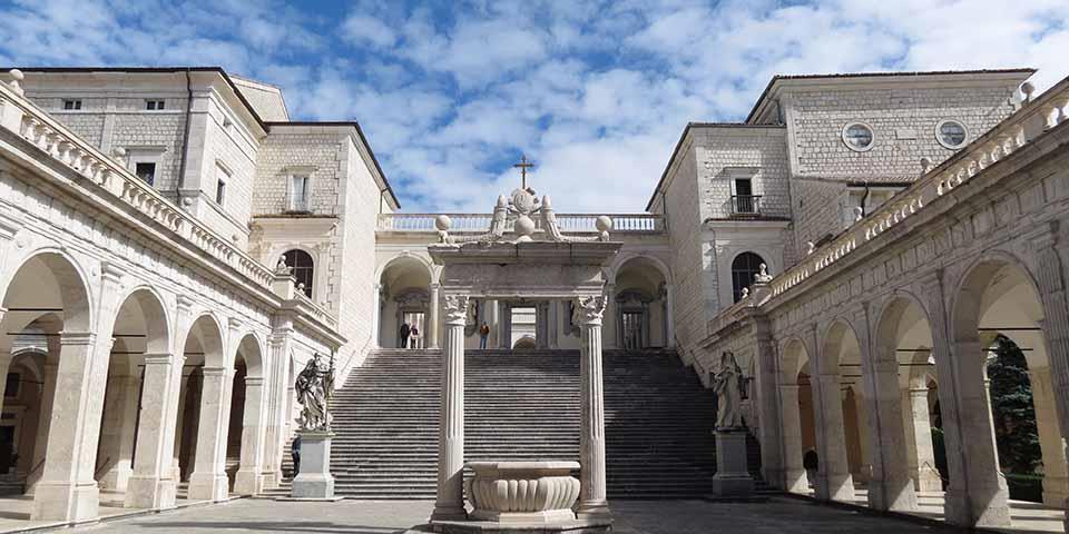 Klostret Montecassino. 6.