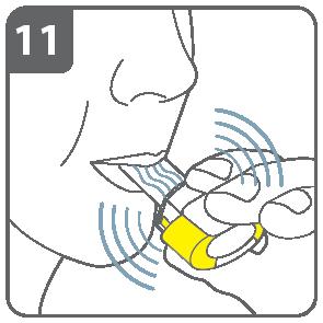 Merk: Når du puster inn gjennom inhalatoren, snurrer kapselen rundt inne i kapselrommet og du skal høre en surrende lyd. Du vil merke en søt smak når medisinen går ned i lungene.
