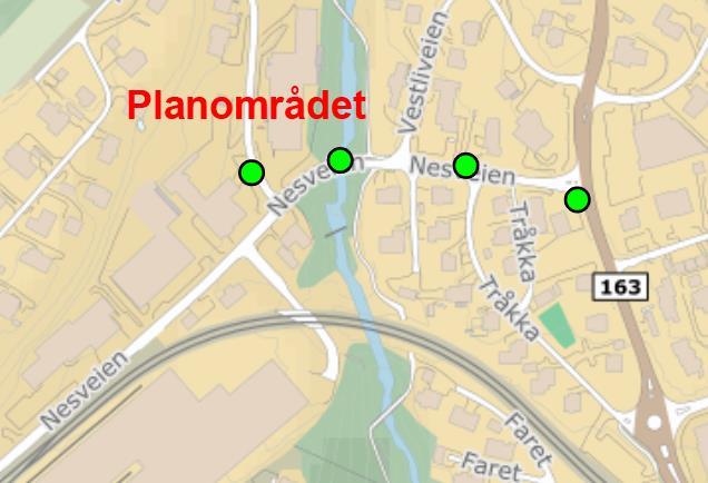 Denne kan skyldes at det var delvis snø/ isbelagt da ulykken skjedde. Brua er vist i figur 5. Ulykken øst for brua var en utforkjøringsulykke på sykkel.