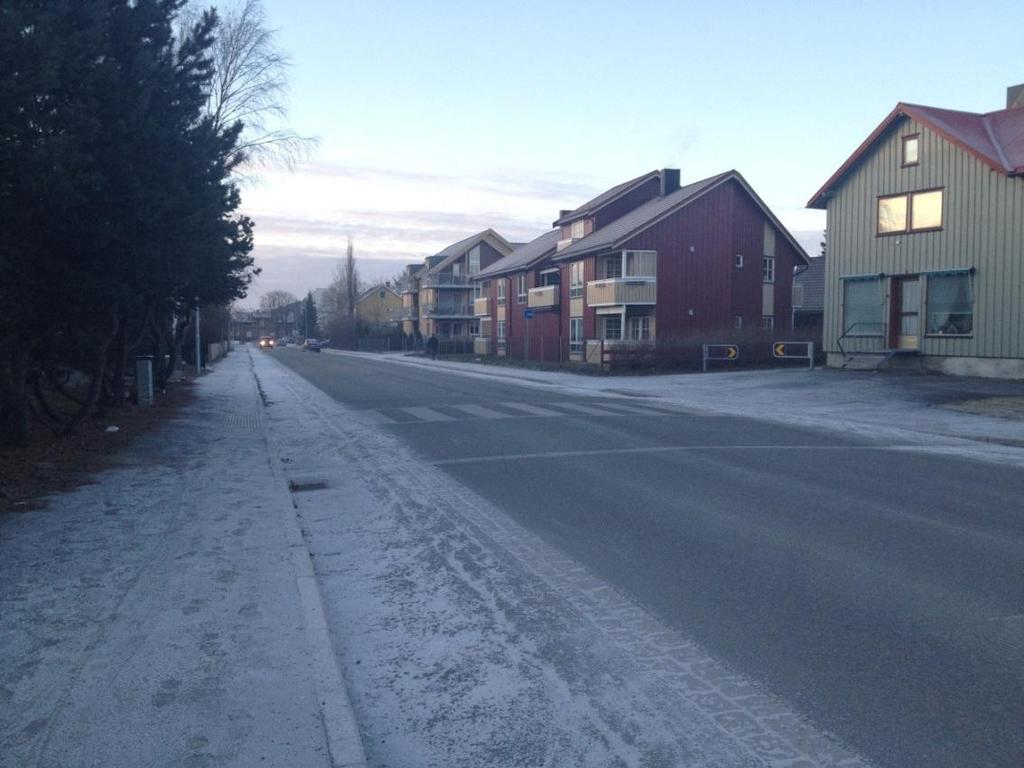 I forbindelse med gjennoppbygging av gatene etter VAsanering er det kommet på plass sykkelfelt i Skolegata,