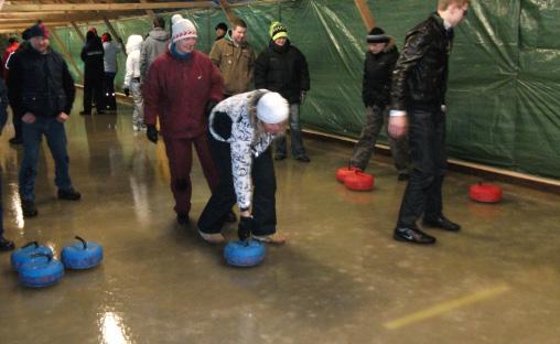 2 Kõige edukamad alad ja võistlejad olid: I koht Hiie Laimets- individuaal suusatmine II koht lauatennis (Malle Laks, Madis Koit, Kaidi Oago ja Oleg Safonov), II koht juhtkonna teatevõistlus (Erika