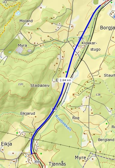 4.2.2.2 Fv 359 Lundevegen 2 Lundevegen frå Veslekroa barnehage og fram til Uvdals krysset. Vegen er om lag 3 km lang. Langs denne strekninga er det opparbeida ein gang- og sykkelveg med 2,5 m breidde.