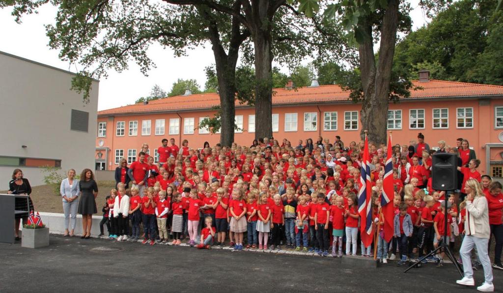 Første skoledag Elevene på