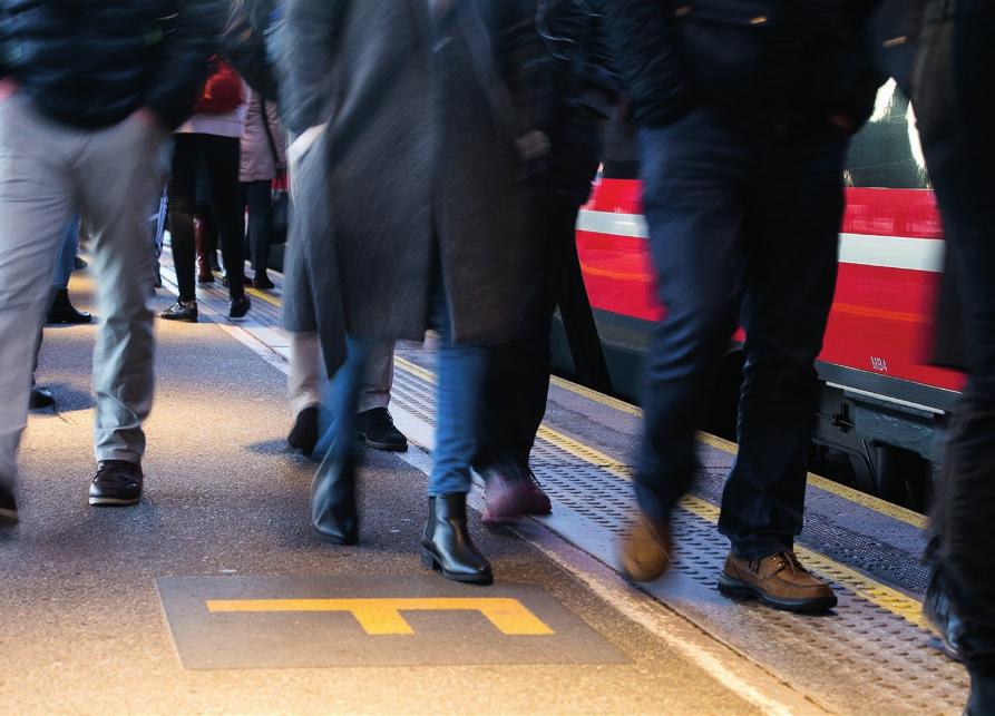 Samferdsel 1.3 ULYKKESBILDET I BUSKERUD Trafikksikkerhetsarbeidet i Buskerud skal være faktabasert, og tiltak skal rettes mot de mest alvorlige ulykkestypene og de mest utsatte trafikantgruppene.