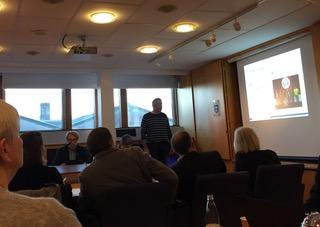 Ressursgruppen for håndverkere presenterte "Kloke innkjøp" for de politiske gruppelederne for alle partiene samlet i Kommunalutvalget i Stavanger kommune 25. Oktober 2016.