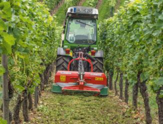 Trepunktshydraulikken bak på Fendt 200 V/F/P Fendt 200 V Vario har en løftekapasitet på 2775 dan, F-varianten har 2417 dan og