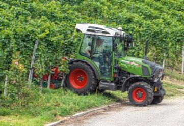 Fendt Vario = enestående kjørekomfort Den fullstendig trinnløs Vario-transmisjonen garanterer utmerket kjørekomfort og potensielle besparelser fra 0,02 km/t (20 m/t) opp til en maksimal hastighet på