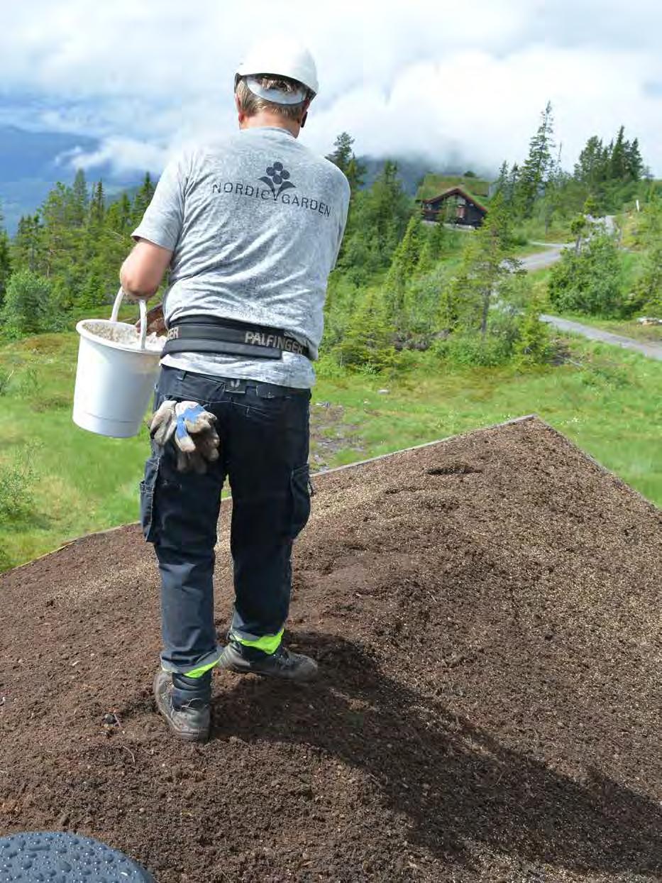 Ring kundeservice for mer info: 98 21 84 63 SANITÆRBARK Demper ubehagelig lukt, bidrar til å holde fluer og insekter borte, suger fuktighet og starter