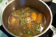 Mens suppa koker kan klassen gjøre andre aktiviteter. Aktiviteten kan deles opp i to bolker, med slakting én dag og tilberedning av suppe neste dag.