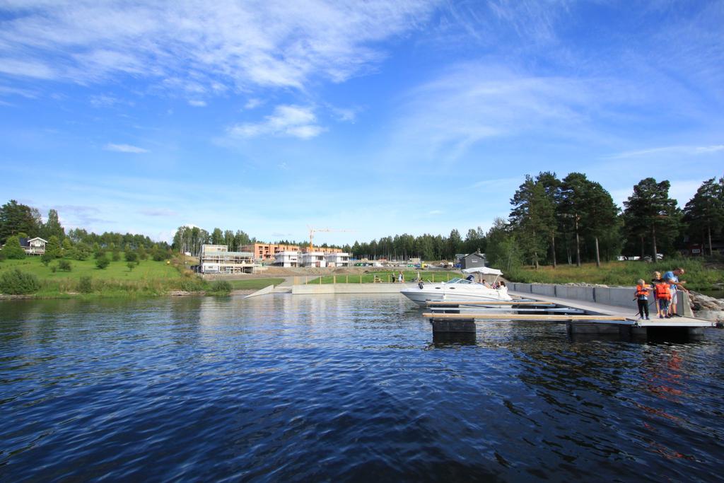 1 Strandvegen Panorama 2-A02-13 Detaljer Fasiliteter Balkong/Terrasse, Barnevennlig, bilveg fram, Gang- og sykkelsti/interne stier, Gode