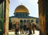 Og vi besøkte Jerusalem, den hellige byen hvor freden aldri ser ut til å senke seg. Hvor striden står om både eierskap og råderett, like inn i det aller helligste.