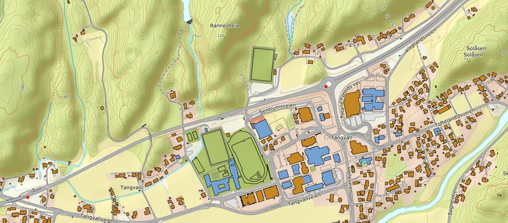 ca. 15 dekar (jfr planprogrammet). Figur 3 viser fulldyrka areal som blir berørt. Arealet er ikke jordsmonnskartlagt. Figur 3. Kart som viser fulldyrka mark som blir berørt (sort omriss) både nord og sør for E39.