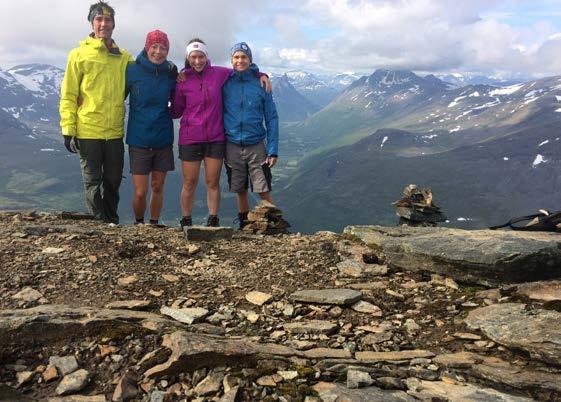 Startpunktet er ved parkeringsplassen ved Rognli innerst i Signaldalen, 20 km fra krysset mot Signaldalen. Løypebeskrivelse Første del av løypa går langs skogsvei opp dalen mot Gappo.