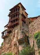 Med sin dramatiske beliggenhet og sine berømte hengende hus er Cuenca ett av Spanias mange høydepunkter.