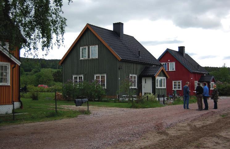 24 335 Enfamiliehusholdninger med voksne barn (yngste barn 18 år og over) Tomannsbolig Andre