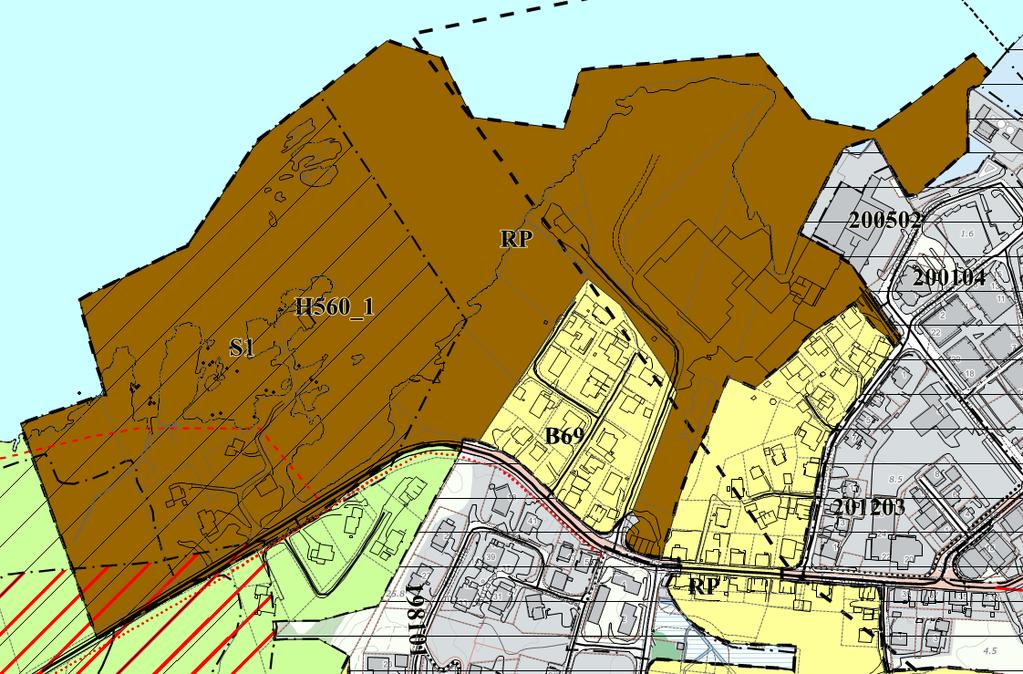2 Utsnitt av kommuneplanens arealdel Planområdet er i overordna kommuneplan avsett til sentrumsformål (S1) med omsynssone bevaring av naturmiljø (H560_1) som gjeld for Kleivavika.