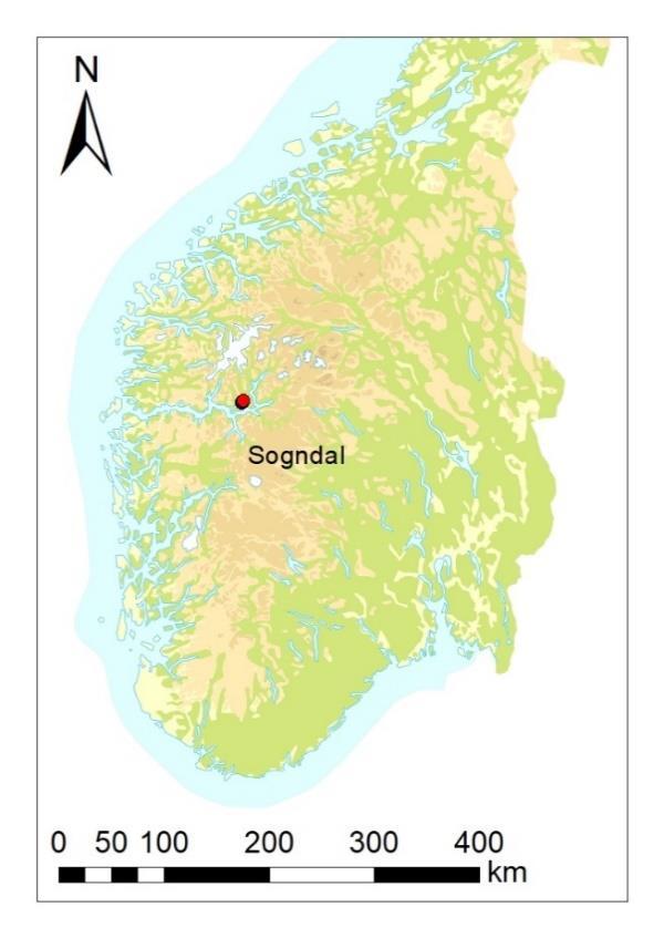 10 Materiale og metode Områdebeskrivelse Studieområdet Kjørnes-Hesteggi ligger i Sogndal kommune, Indre Sogn, Sogn og Fjordane fylke (Fig. 1).