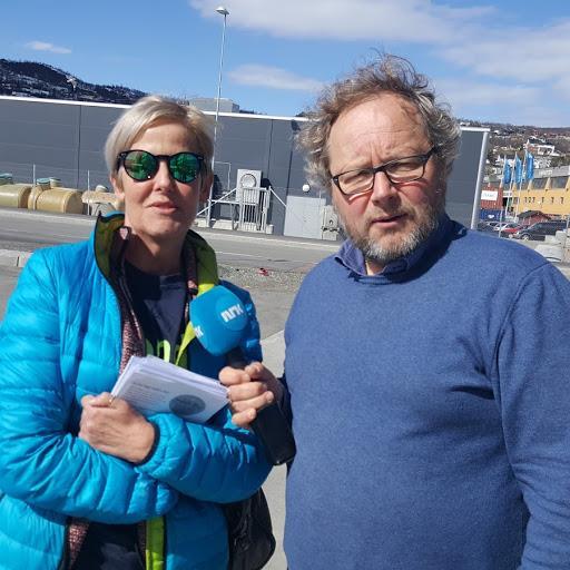 14 Kampanjedag i forbindelse med jordbruksforhandlingene Troms Bondelag var ute i butikkene i Harstad for å
