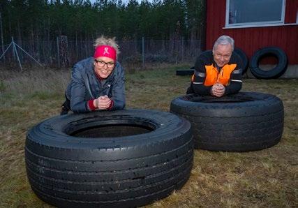 Endeig passet det for meg å begynne her på Camp Eggemoen, sier Bjørn Ate Boke fra Sundvoden, som skryter av atmosfæren og samhodet i EasyLife gruppen han er med, her på trening med Kari Nordhagen fra