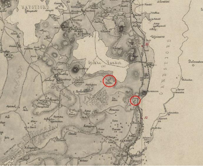 2 Jernbanen ble bygd langs sjøkanten på 1870-tallet. Holdeplasser Lura ble åpnet på Simonsbakken på bysiden i 1916 og i Lurvika 1959, begge nedlagt 1966.