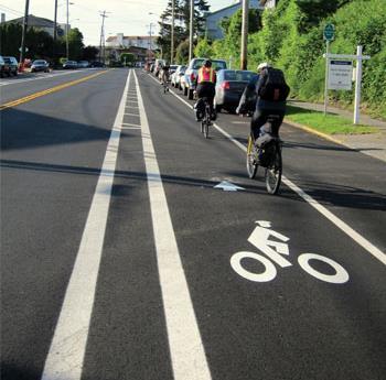 2.2 Sykkelfelt med buffer Bakgrunn Flere forslagstillere mener at sykkelfelt kan oppleves som utrygge å sykle i.
