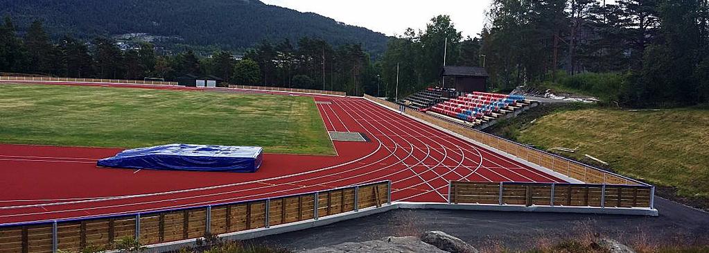 Velkomen til Husnes idrettspark! Husnes stadion har vore gjennom ei kraftig oppgradering dei siste åra.