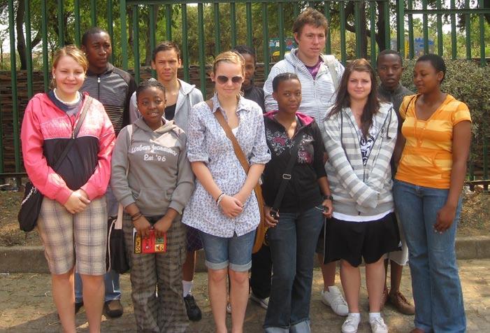 Skoleutveksling til Soweto i Sør-Afrika Daniel Andrè Sæves var en av fem hørselshemmede elever fra Sandefjord videregående skole som i tiden 25. september til 6.