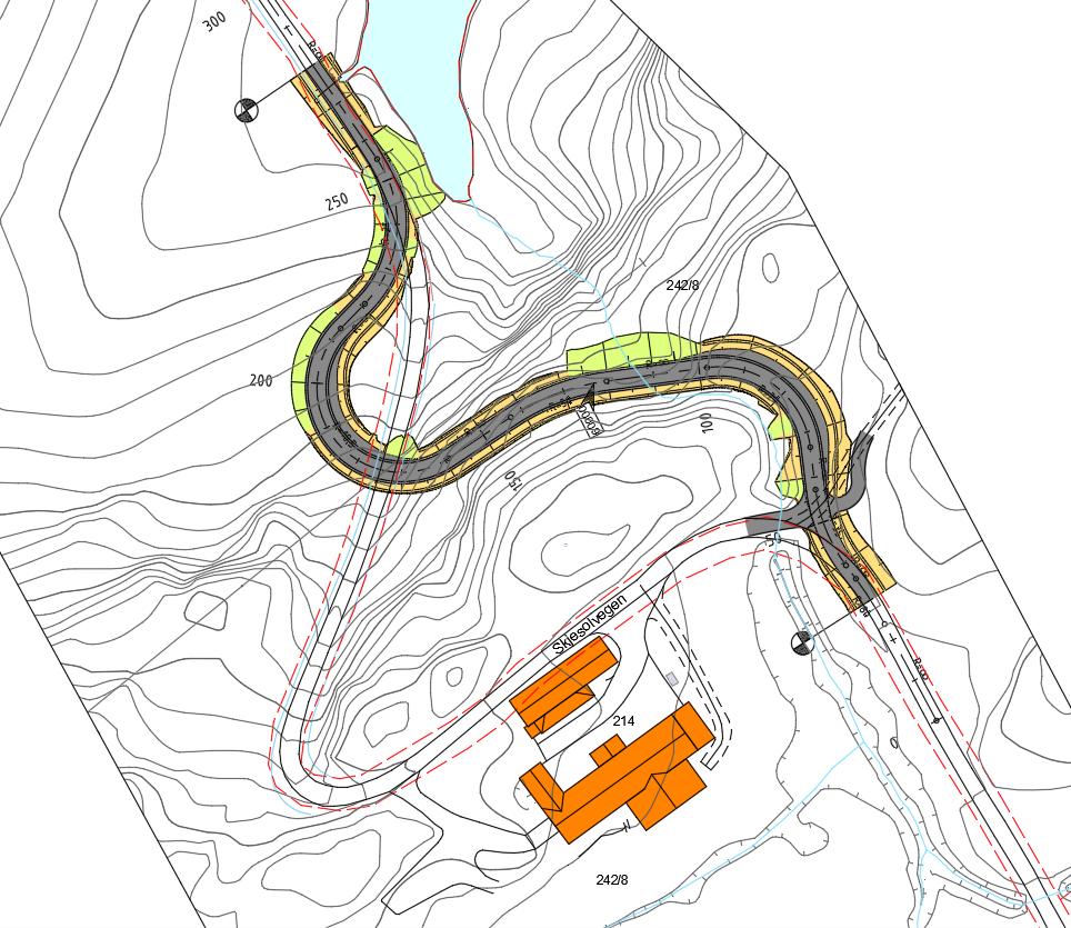 10 3.3 Omlegging av adkomstveg ved Skjesolvegen 214 Ved Skjesolvegen 214 (gnr./bnr. 242/8) går adkomstvegen i dag tett inntil eksisterende bebyggelse.
