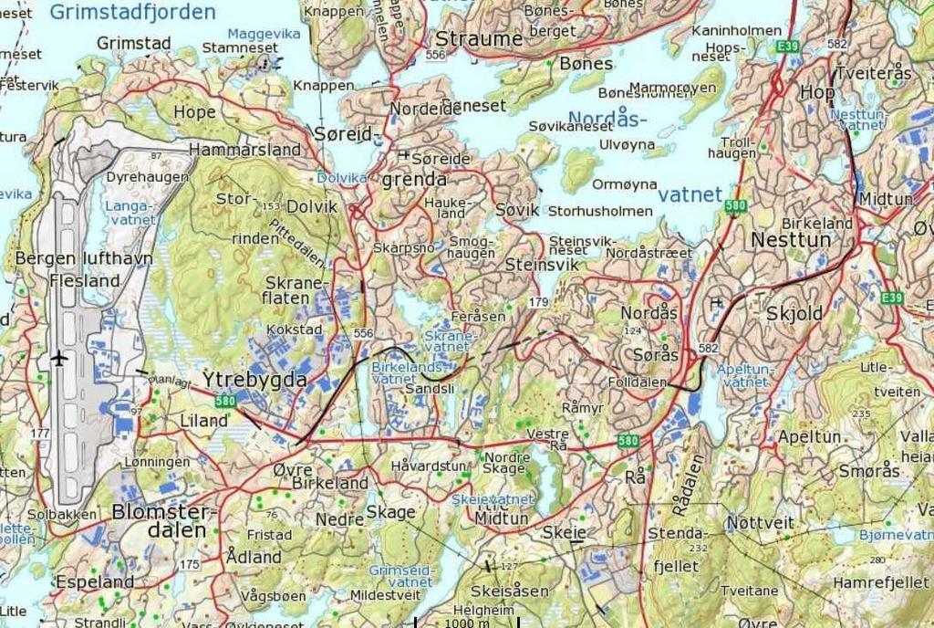 1 Innledning Sweco Norge AS har fått i oppdrag av Sandsliåsen Utbygging ved Christian Flølo Geithus å beregne og vurdere støy fra vegtrafikk og skytebane mot planlagte boliger på Sandsliåsen 57 i