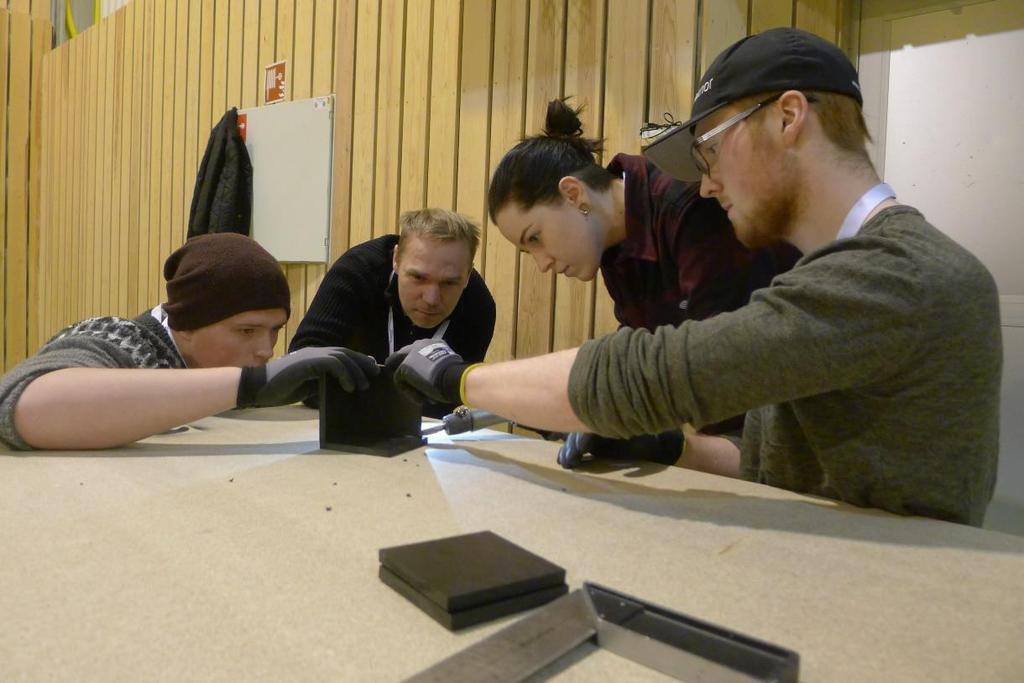 Dommerne opplyste om tidsforbruk underveis. Lagene klarte å vurdere tidsbruk, slik at de ble ferdig innenfor tidsrammen.