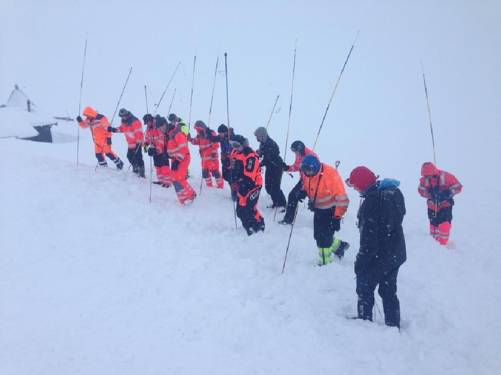 snøskredberedskap (i enkelte kontrakter) Tilbyr kurs i