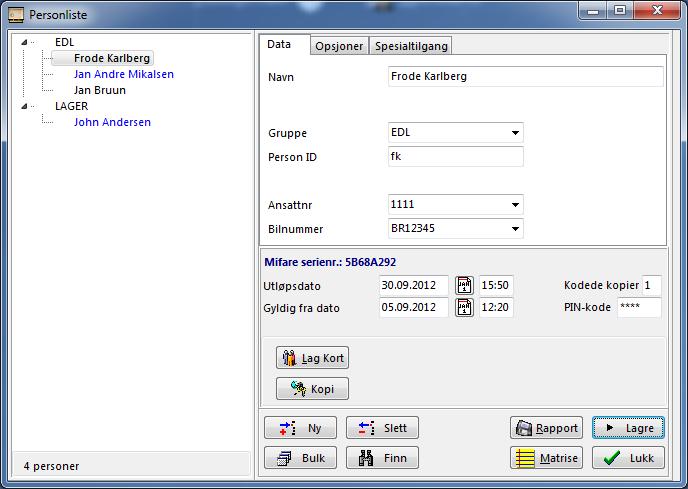 16 Legge inn personer Velg i hovedmenyen. Her legger man inn kortbrukere, gyldighetstid på kortene, samt at kortene kodes fra denne menyen.