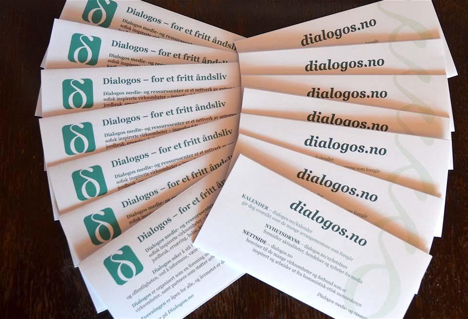 En brosjyren for Dialogos ble utarbeidet til STEINERUKA 2017. Se brosjyren her: https://www.dialogos.no/wp-content/uploads/brosjyre-dialogos-2017.