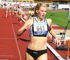 Øyunns personlige rekorder er 1,86 inne og 1,85 ute (begge satt i 2009). Øyunn tok sølv i NM 2004 og 2008 og bronse i 2005, 2007 og 2009.