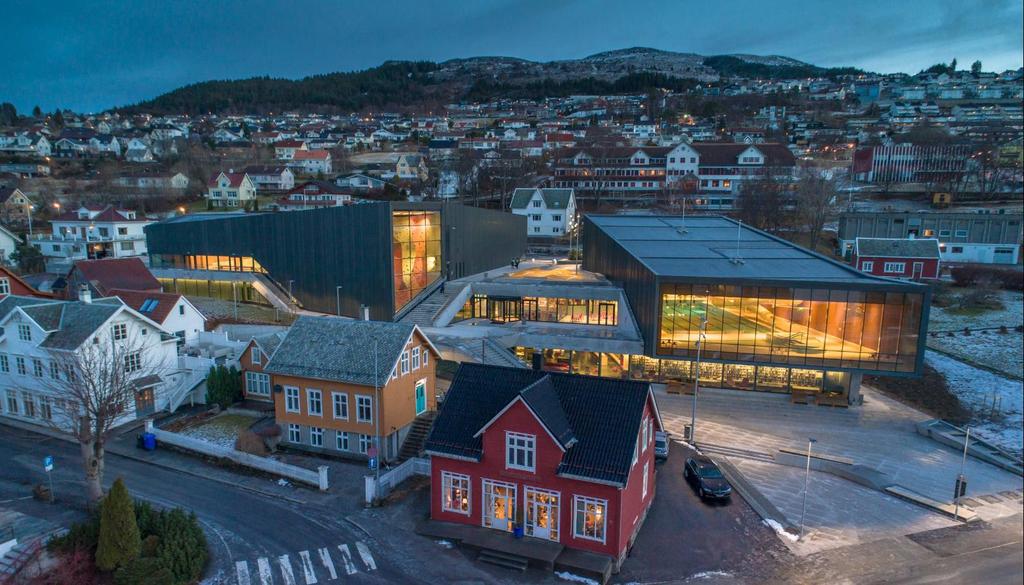 Ulstein Arena er det nye samlingsstedet for idrett og kultur :