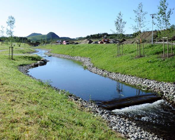 Fordrøyning i åpne bassenger En kan også fordrøye vann i åpne bassenger.