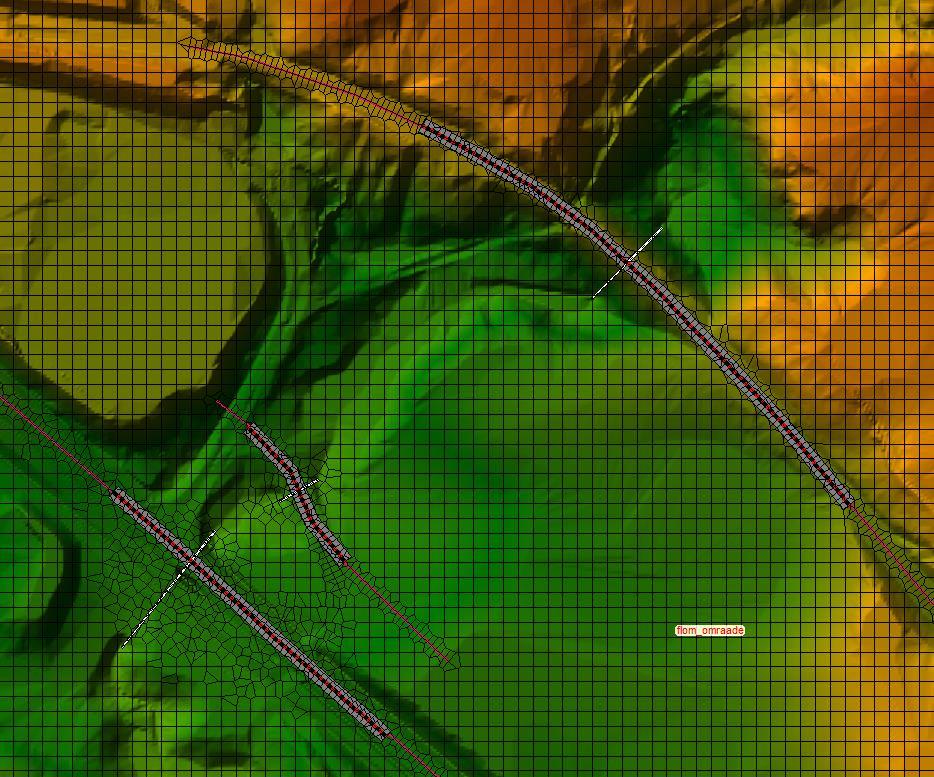 Tabell 2-1 Data for kulverter brukt i vannlinjemodell. Kulvert Materiale Dimensjoner Jernbanekulvert Murt stein (n = 0.024) B x H = 600 x 900 mm Kulvert under traktorvei/sti Betong (antatt) (n=0.