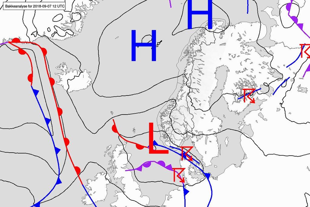 1.2. Lang Beskrivelse Figur 2: Analysen kl 14 fredag 7. september 2018. Fredag 7. september lå et lavtrykk tilnærmet stille utenfor Rogaland med tilhørende kaldfront inn i Skagerrak.