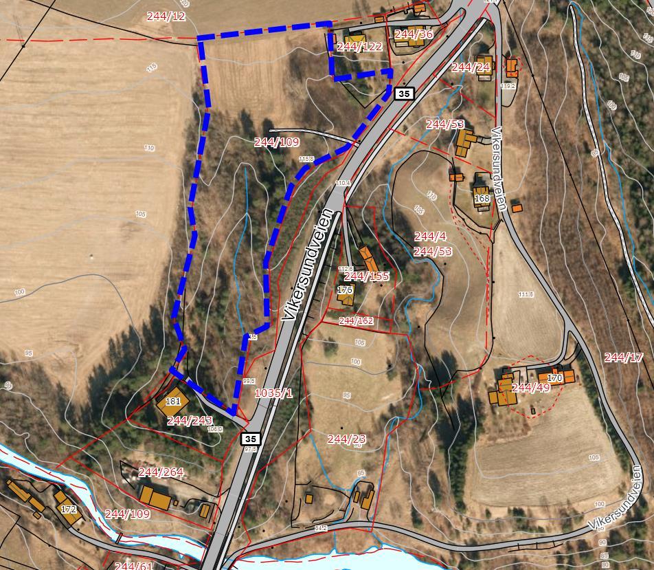 105 Gangavstand til Tyristrand sentrum med skole og barnehage (ca. 1,5 km), med sammenhengende G/S-forbindelse. Ingen kjente forhold. Foreslår boliger i prioritert lokalsamfunn, ca.