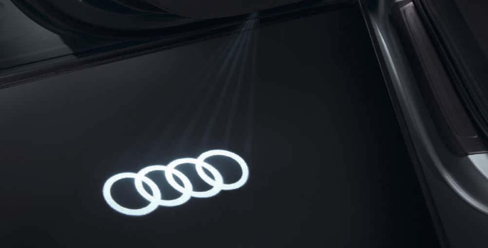 03_ Innstignings-LED projiserer quattro-logoen eller Audi-ringene på