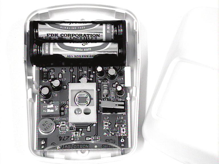 1,5 volt batterier, type AAA) Dip-brytere 3 Dip-brytere Batterier (2 stk. 1,5 V type AAA) JA60 Installsjonsveileding rev. 1.1 Side 4 JA60P PIR-detektor Sett batteriene i den detektoren du vil skal ha adresse nr.